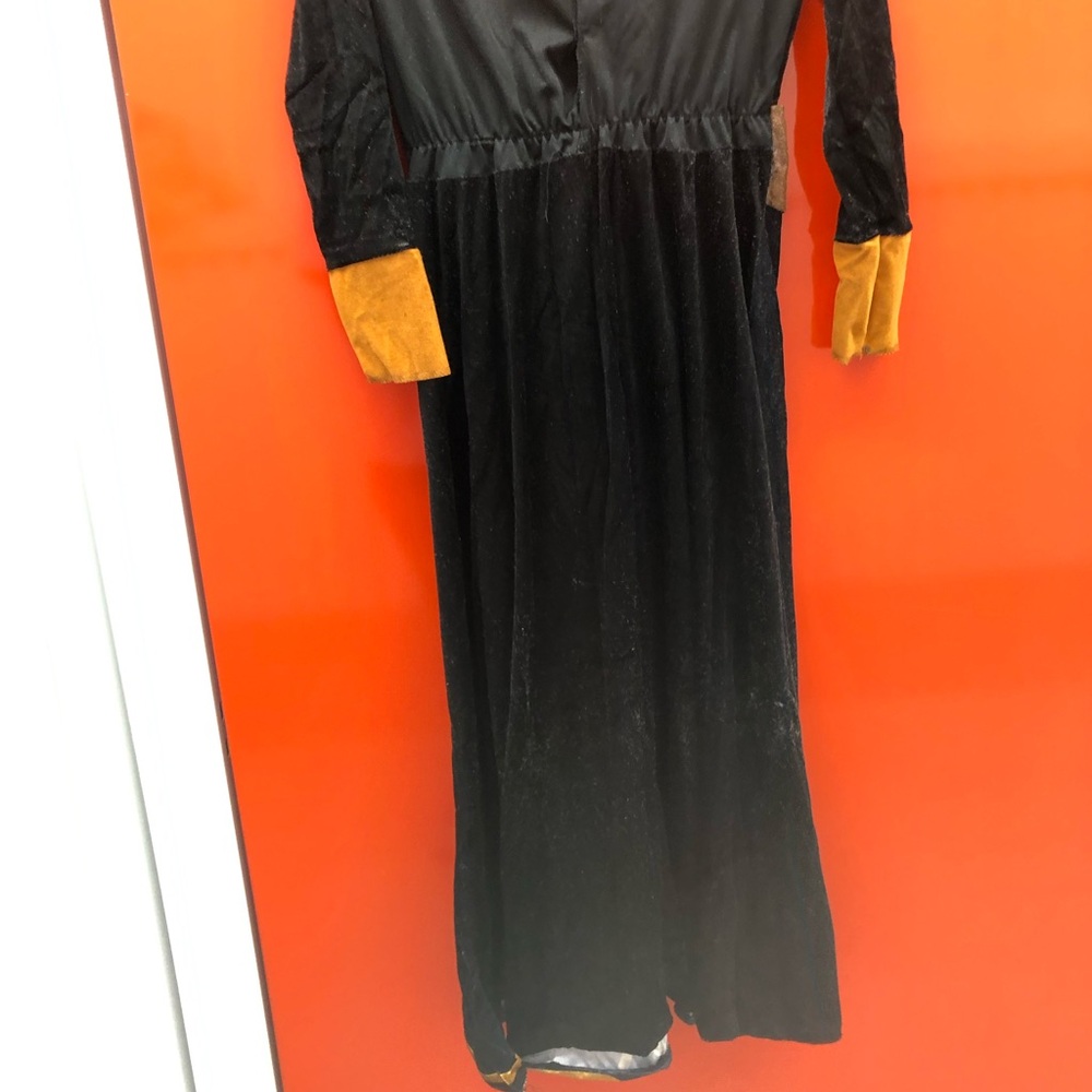 Frozen 2 Anna Women’s Costume Size Small - Picture 7 of 15